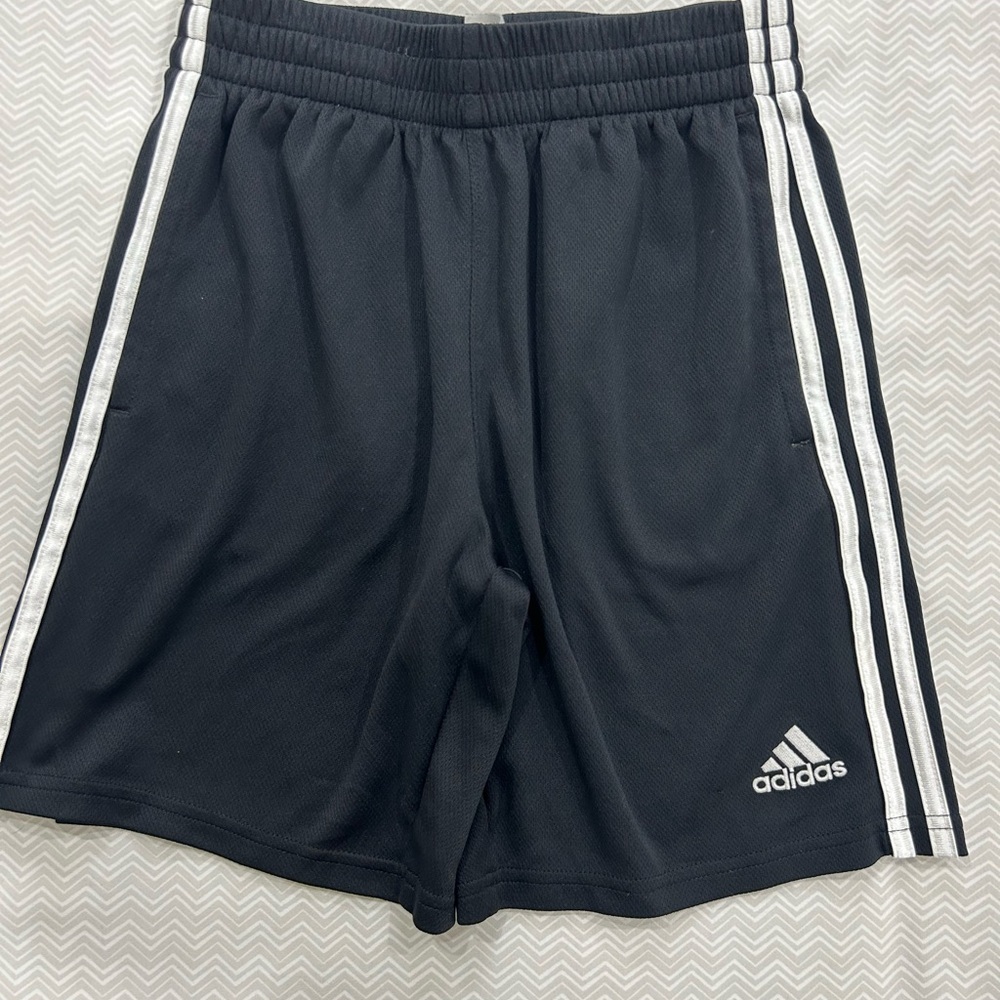 Boys Adidas Classic Three-Stripe Shorts - Picture 1 of 5